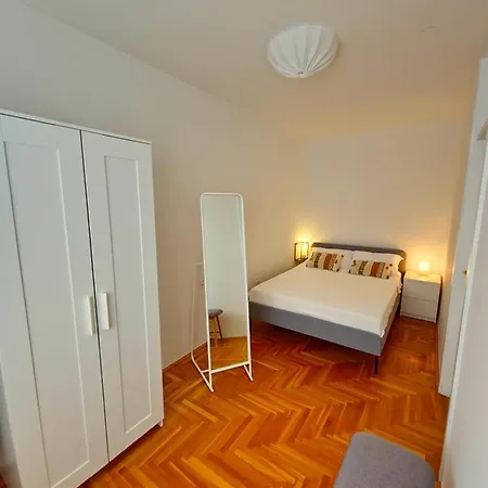 Apartamento Uptown Place