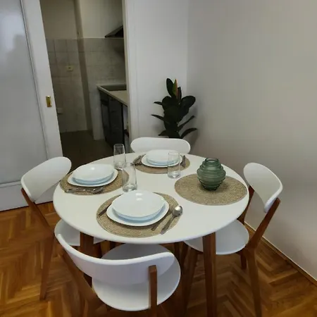 Apartamento Uptown Place